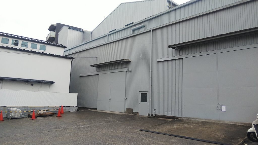 施工事例「㈱アイジャスト川崎工場外壁改修工事」のサムネイル画像