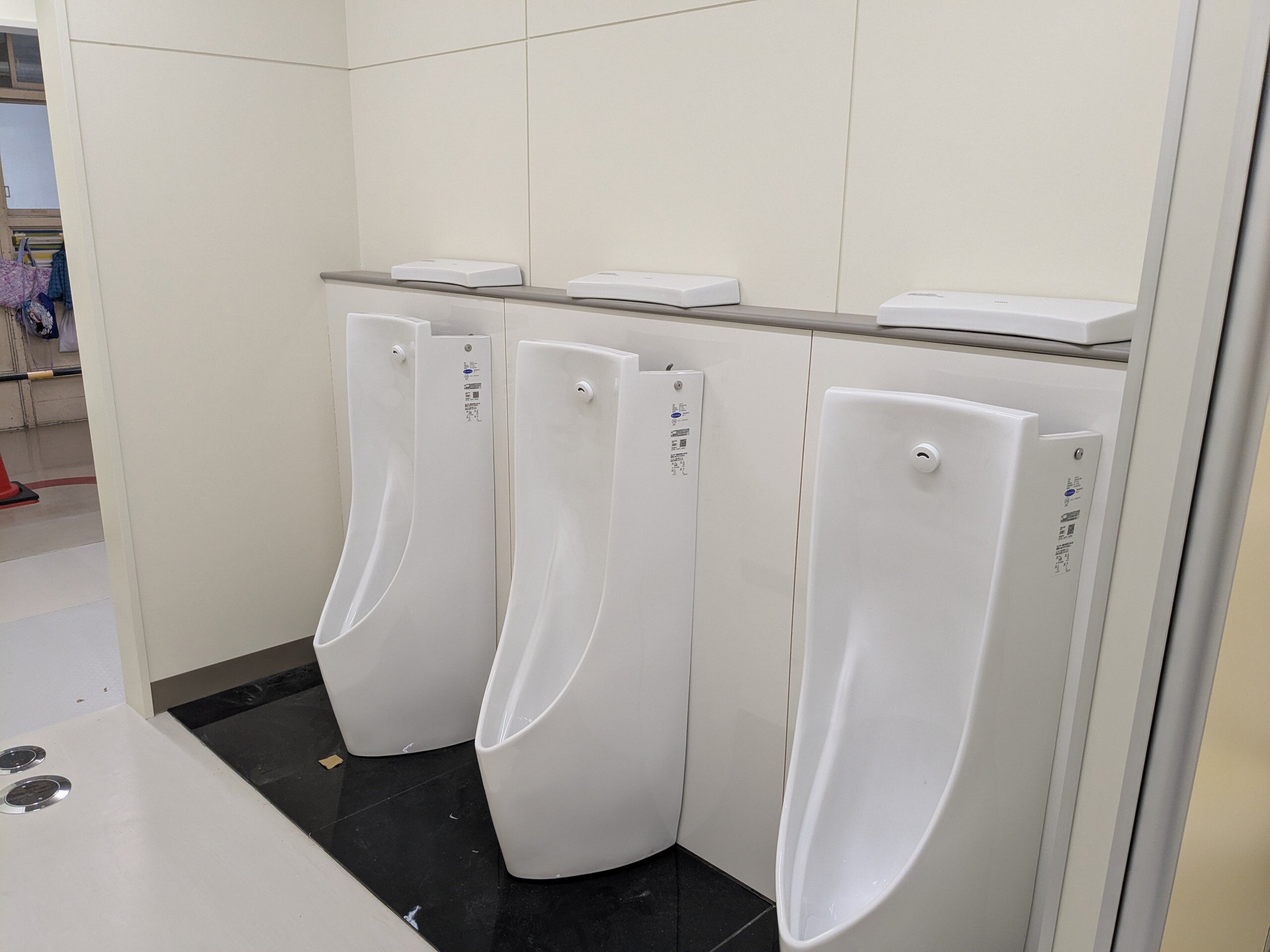 施工事例「日枝小学校昇降路新設その他工事（建築工事）」の写真