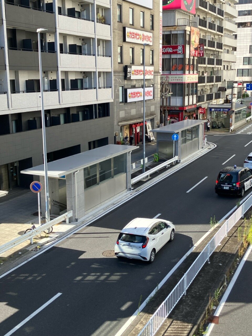 施工事例「中区花咲町地下道改修工事」のサムネイル画像